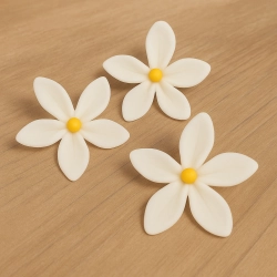 Kwiaty cukrowe na tort urodziny kwiat jaśminu biały 3 sztuki