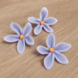 Kwiaty cukrowe na tort urodziny kwiat jaśminu fioletowy 3 sztuki