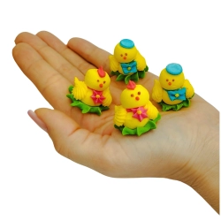 Figurki ozdoby na tort kurczaczki dekoracje świąteczne Wielkanoc