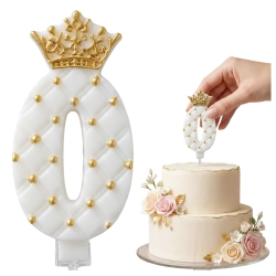 Świeczki na tort cyfra 0 świeczka biała ze złotą koroną dekoracje urodzinowe