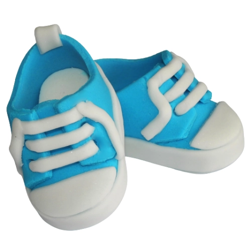 Figurki ozdoby na tort buciki trampki dekoracje na roczek baby shower urodziny buty niebieskie