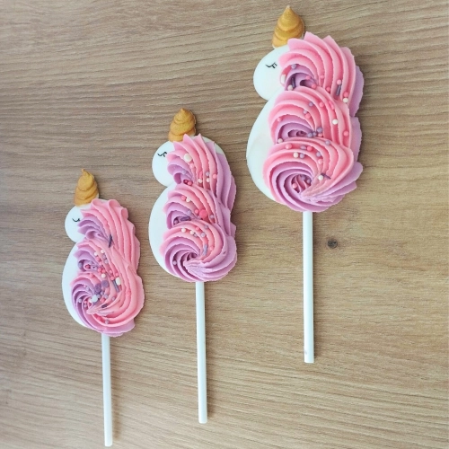 Figurki na tort topper jednorożec unicorn dekoracje urodzinowe ozdoby na tort 3 sztuki