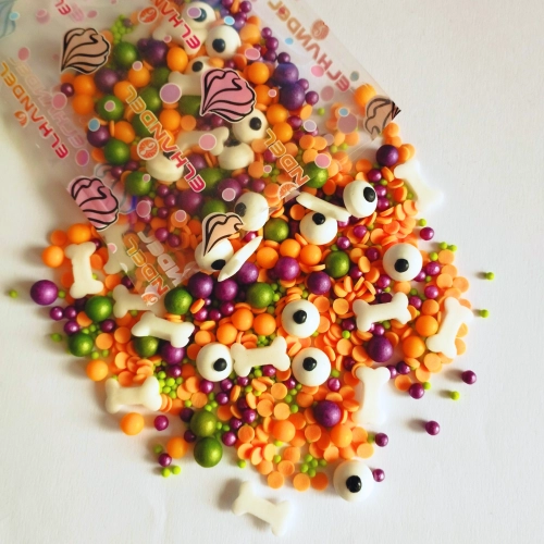 Posypka cukrowa na tort halloween perełki maczki kofetti oczy kości 50g