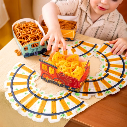 Pudełka na popcorn chipsy przekąski 3 sztuki ciuchcia wagoniki ozdoby na stół dekoracje urodzinowe