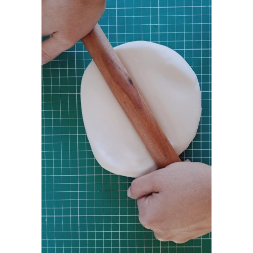 Lukier plastyczny masa cukrowa do dekoracji tortu ciast kolor żółty ciemny 1kg
