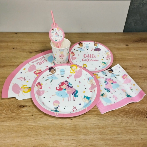 Talerzyki papierowe kubeczki serwetki baletnica mix ozdoby na stół zestaw 36 el