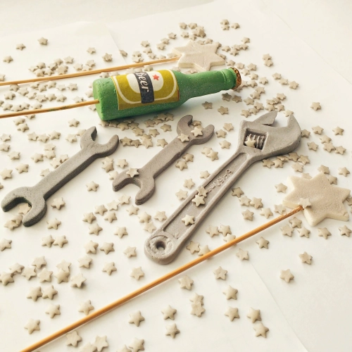 Figurki na tort topper gwiazdki piwo narzędzia cukrowe dekoracje urodzinowe posypka